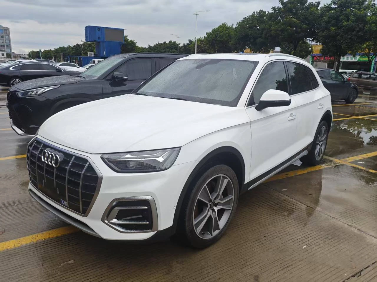 Audi Q5L, фото 1