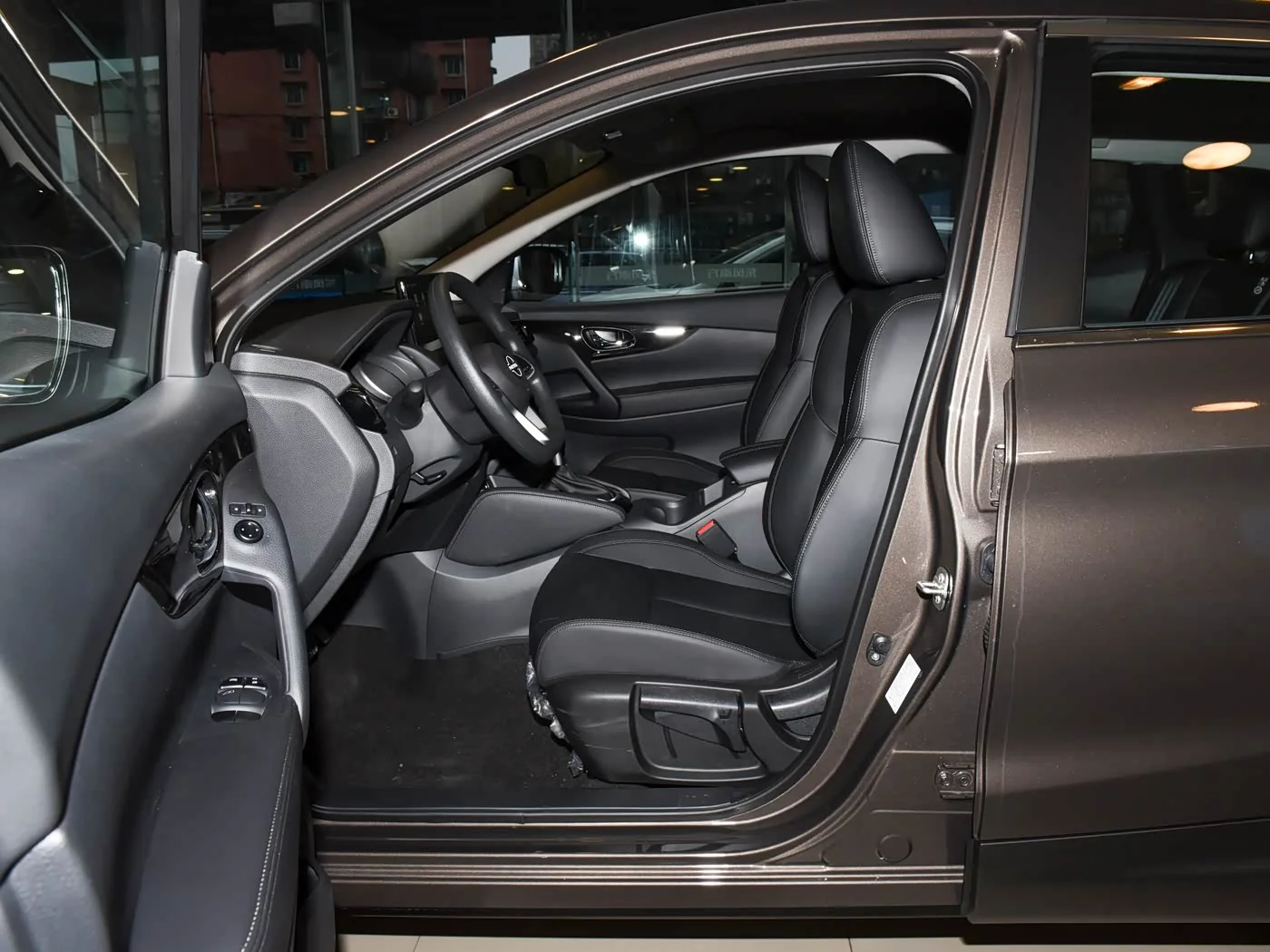 1400x1050_autohomecar__ChtpWGkxizKAJeeFABm0UT-YBPE875.jpg