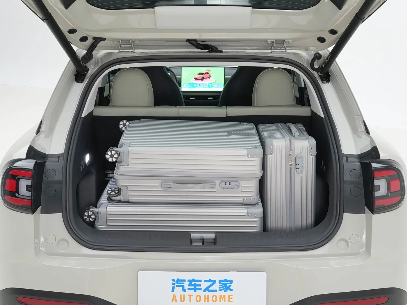 1400x1050_autohomecar__ChxpWGof9cKAQD49AFii_RGoKt0632.jpg