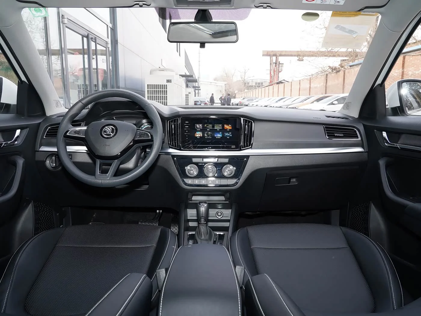 1400x1050_autohomecar__ChxkjmIHYNiAGbknACaLKGNvARY781.jpg