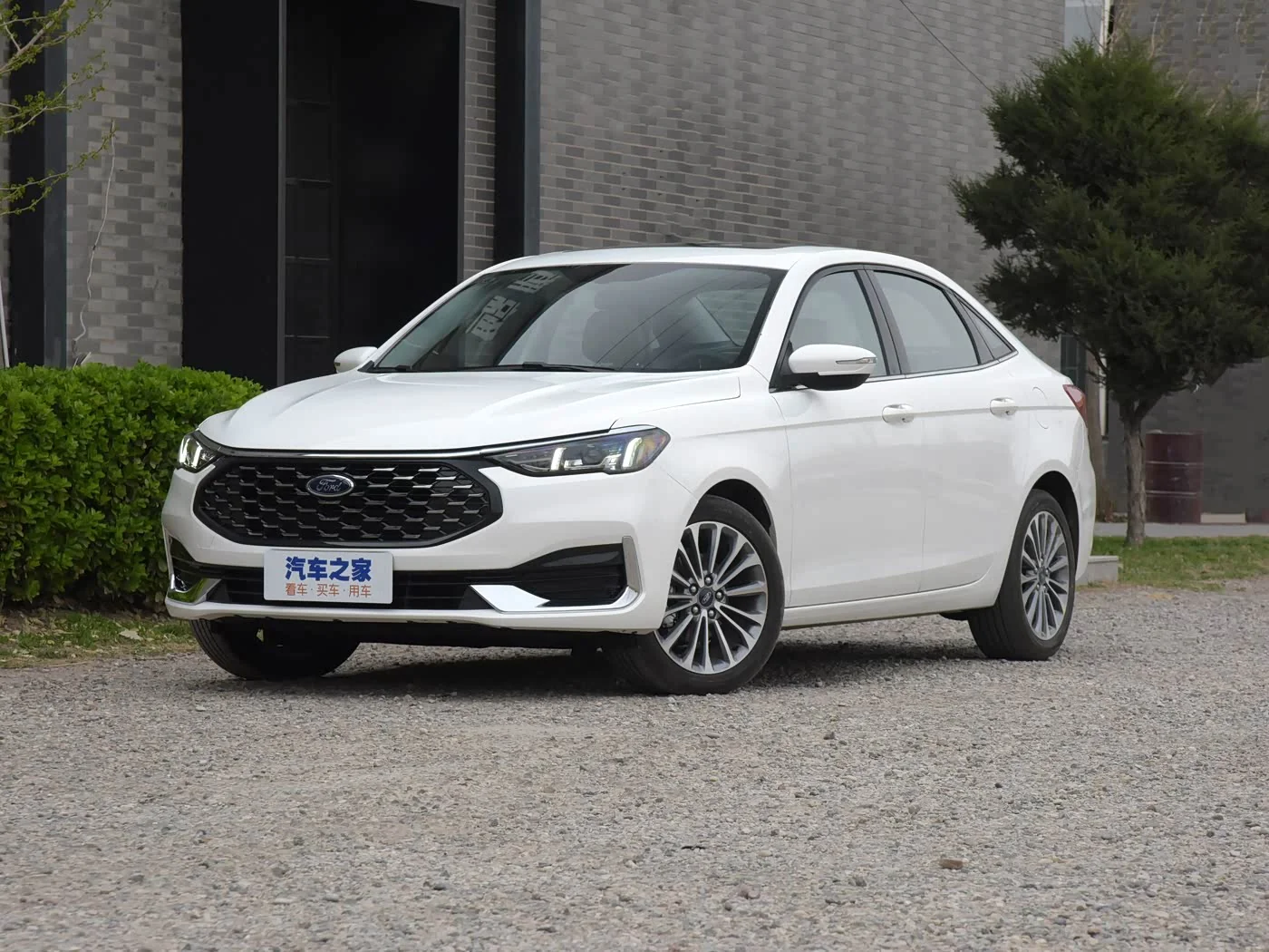 1400x1050_autohomecar__ChwEnmBrxseAOaKOABmMev0johw386.jpg