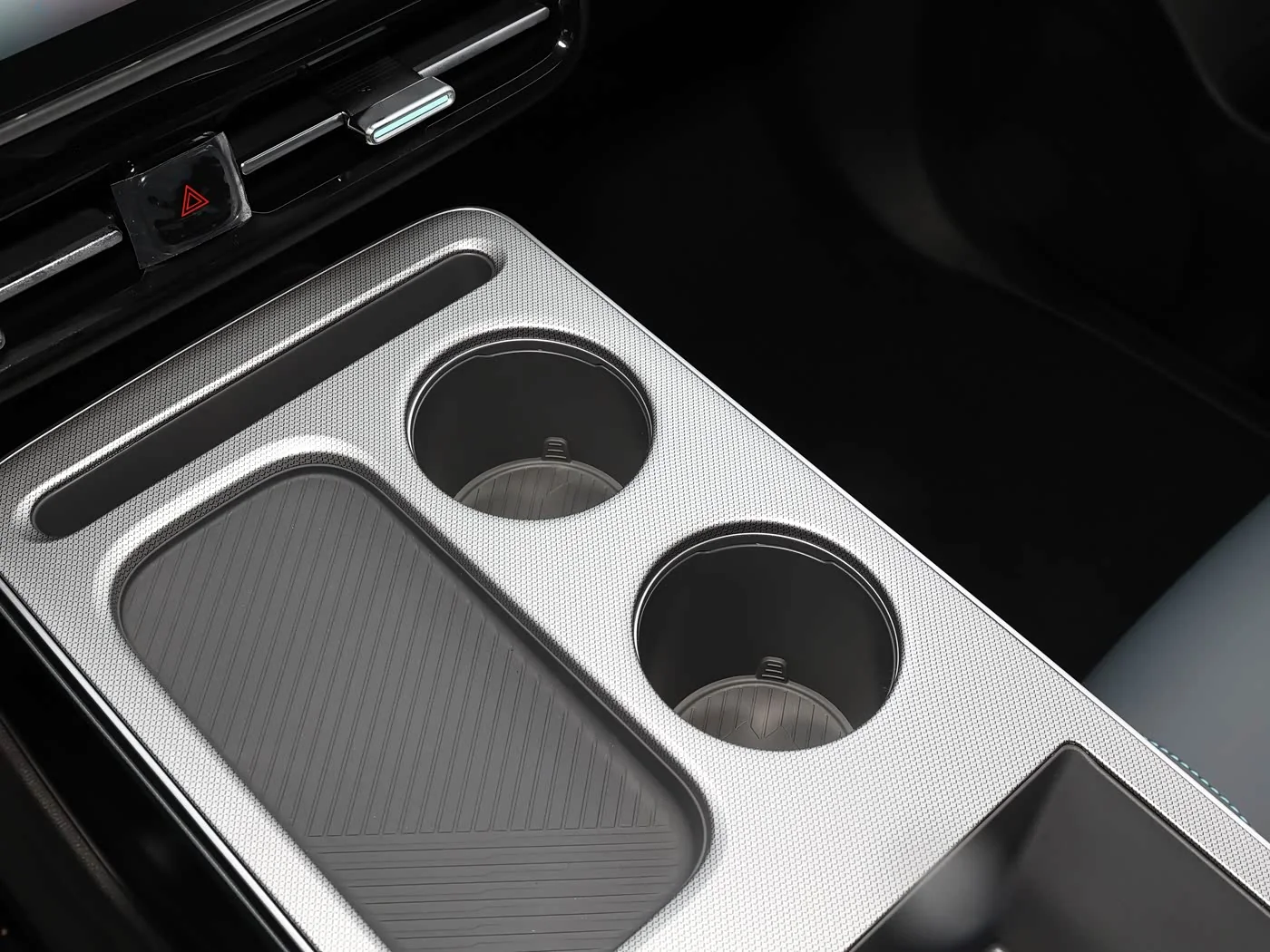 1400x1050_autohomecar__ChxpV2p9gH2AF5TGACKPVoCnoTQ897.jpg