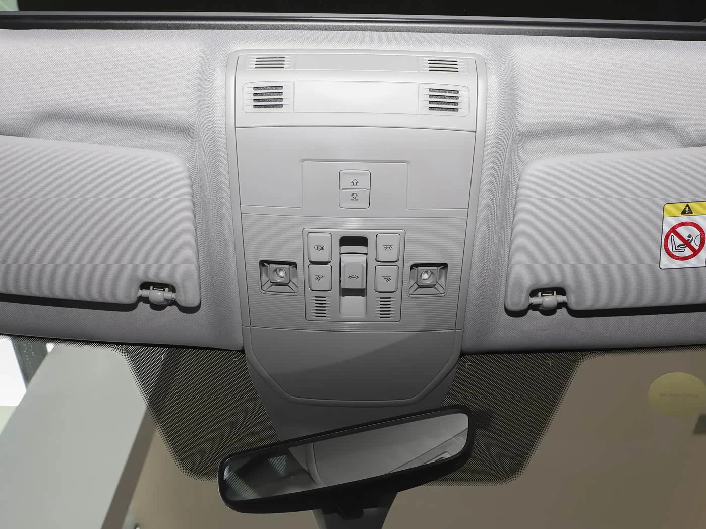 1400x1050_autohomecar__Chtk2WcLyaqANkXCADcgCL-XI48102.jpg