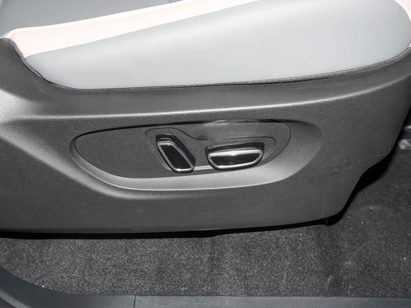 1400x1050_autohomecar__Chxkm2IDRrGAXSf9ACso05jukI4323.jpg