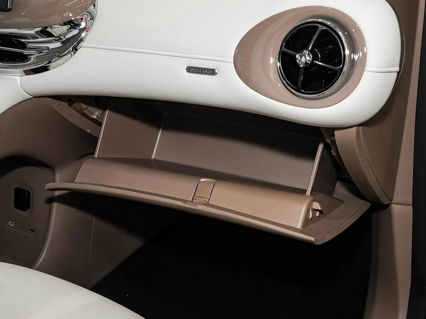 1400x1050_autohomecar__ChtpWGnktZqAEzQGACJkhmJUqOM917.jpg