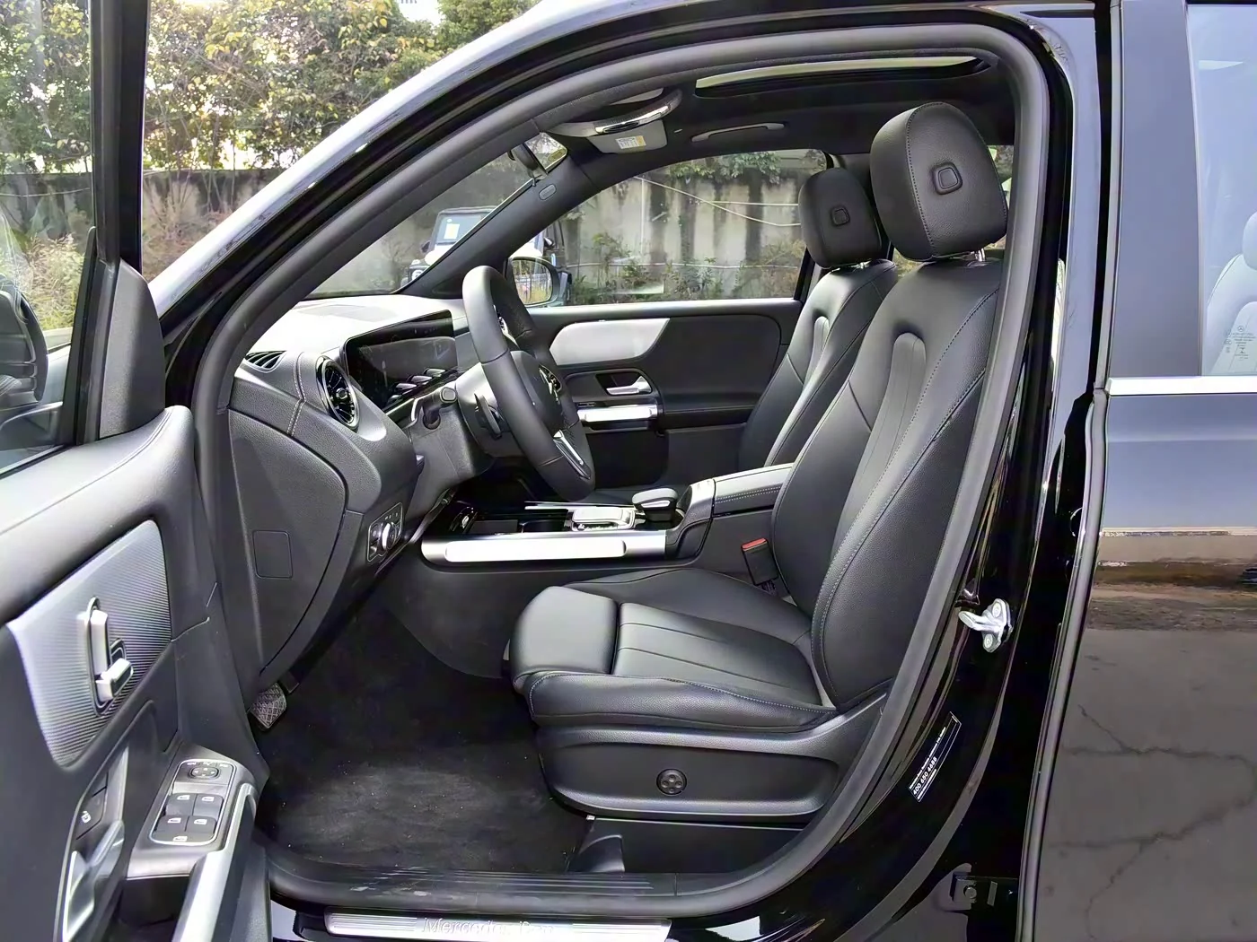1400x1050_autohomecar__Chxkm2HGlIWAPrHJACy06lIOWWs702.jpg