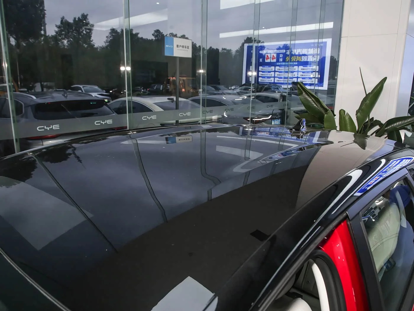1400x1050_autohomecar__ChxpWGkdKvCAZJ0TACeNRjT469o435.jpg