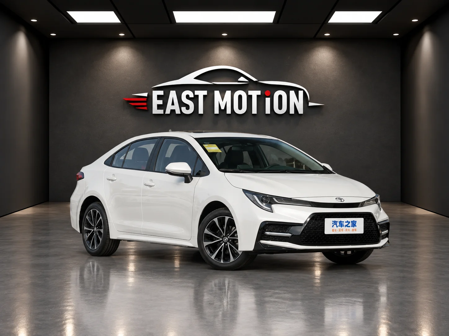 Белый Toyota Corolla в шоуруме EAST MOTION.png