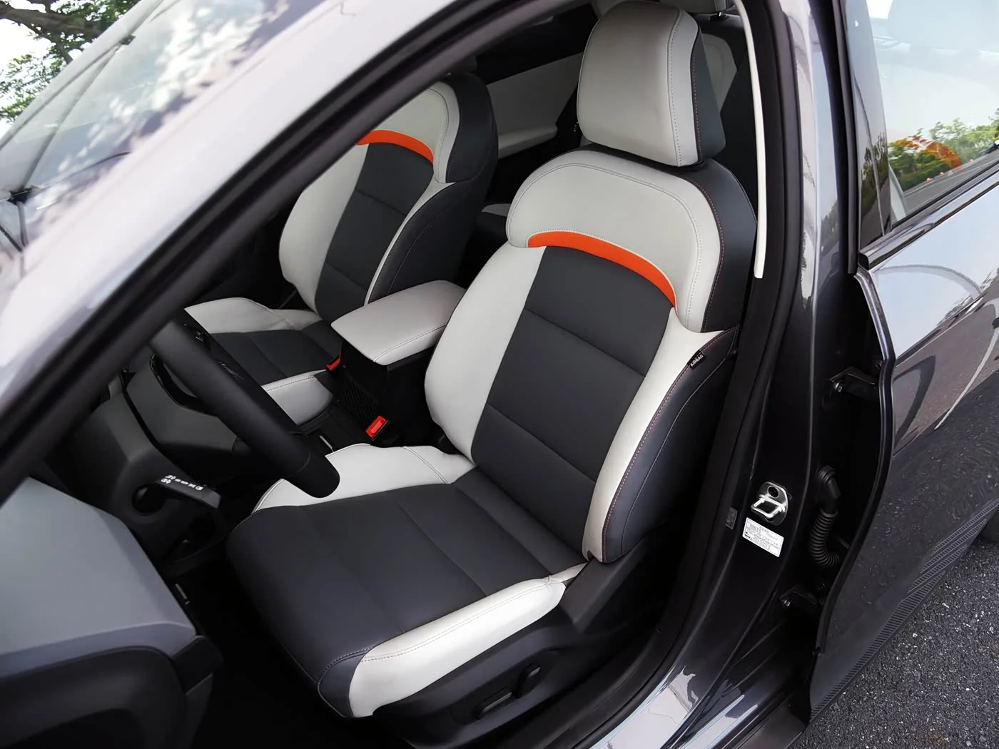1400x1050_autohomecar__ChwFkGLwT-uAf5knABJWuuuXoUE370.jpg