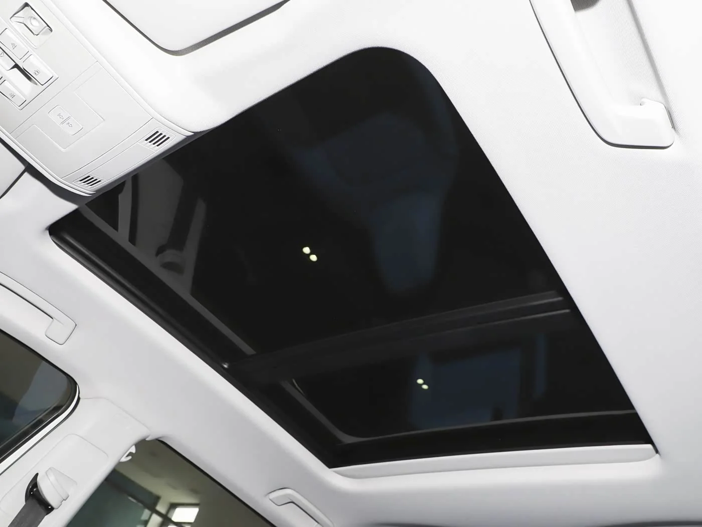 1400x1050_autohomecar__ChxkPWcLyb-AI8fmADoj0rn74FA645.jpg