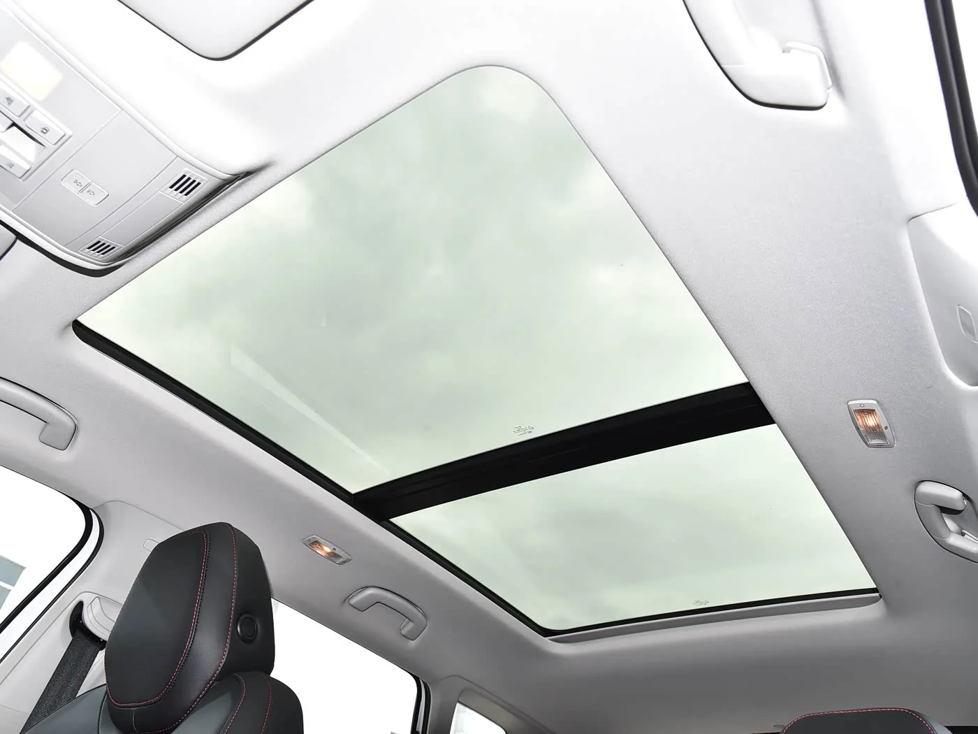 1400x1050_autohomecar__ChxkjmQbA0-AQ6TiABwppl_uoHM502.jpg