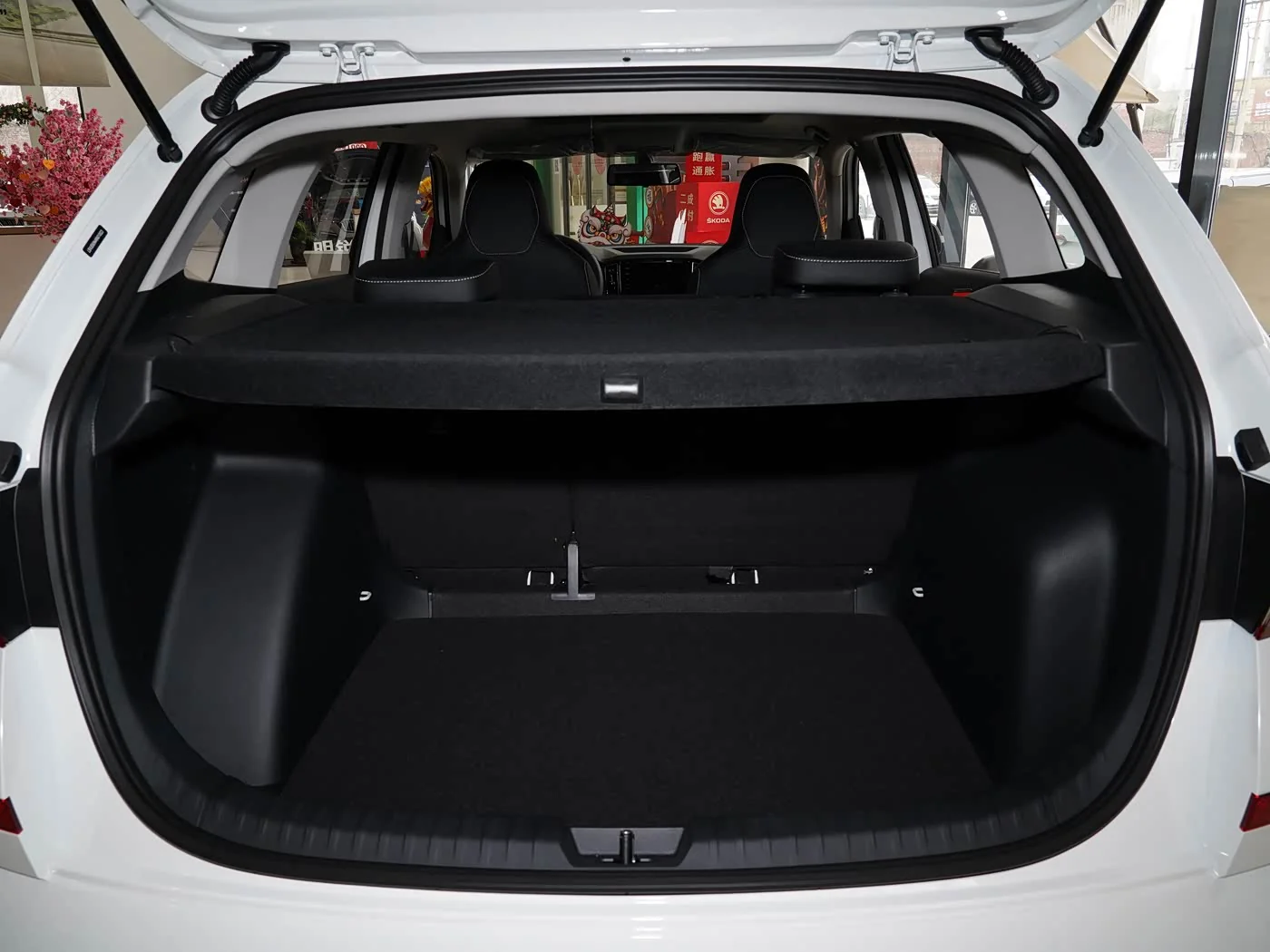 1400x1050_autohomecar__ChxkmmIHYKOAGUgRACRxv8RJP3w438.jpg