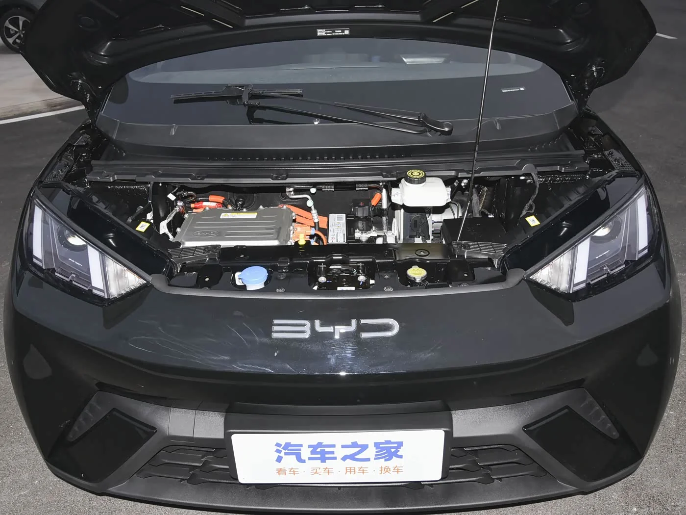 1400x1050_autohomecar__CjIFVGRSaTSAIIBAAA9jMQg6Idw265.jpg