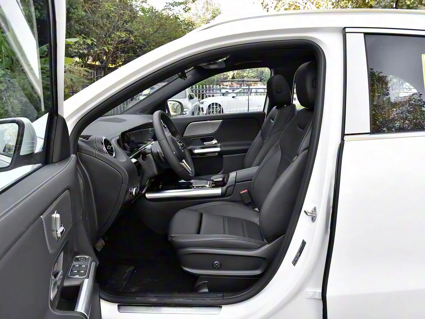 1400x1050_autohomecar__ChxkmmGLtQaAKJAjABF7sarGfPc950.jpg