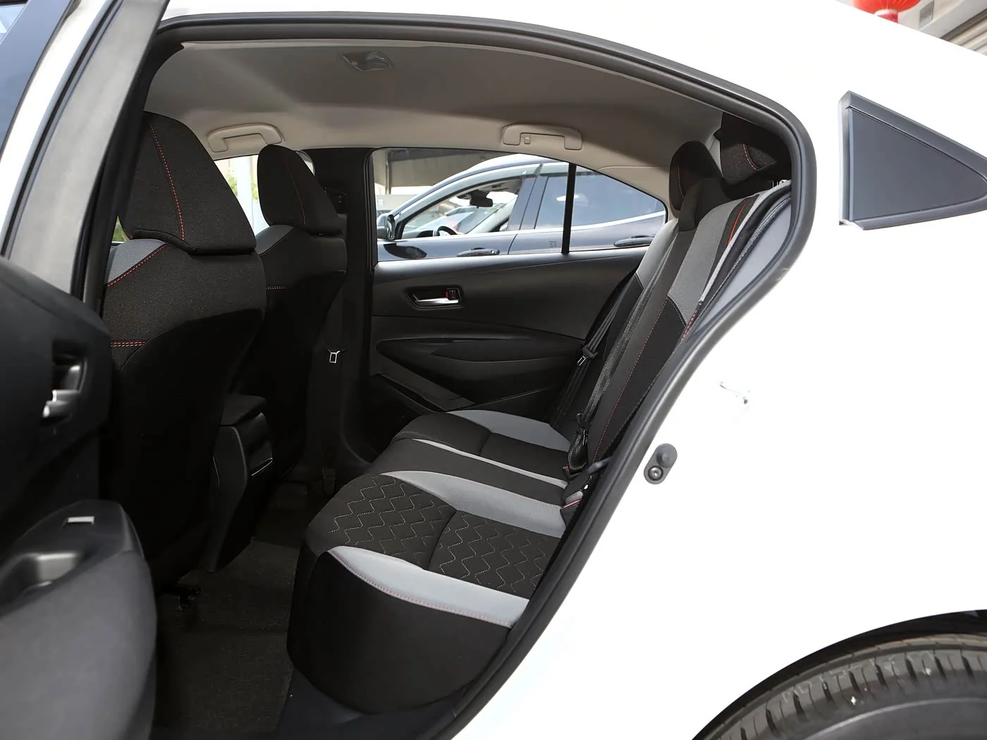 1400x1050_autohomecar__ChxkmWRqNeWAAWxeABbrZNuB8mU447.jpg