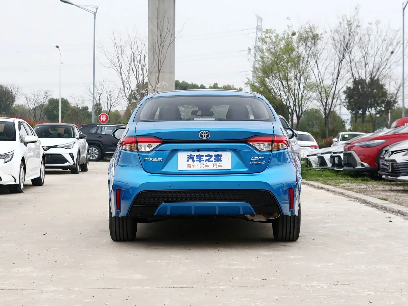 1400x1050_autohomecar__ChxknGI3Vq2AG6t_ABzQw3v88Xg099.jpg