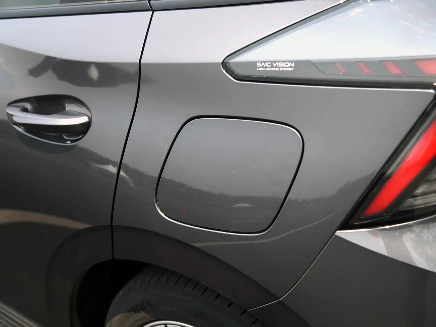 1400x1050_autohomecar__ChtliGLwUAKAaLQSAA_35imw8EM253.jpg