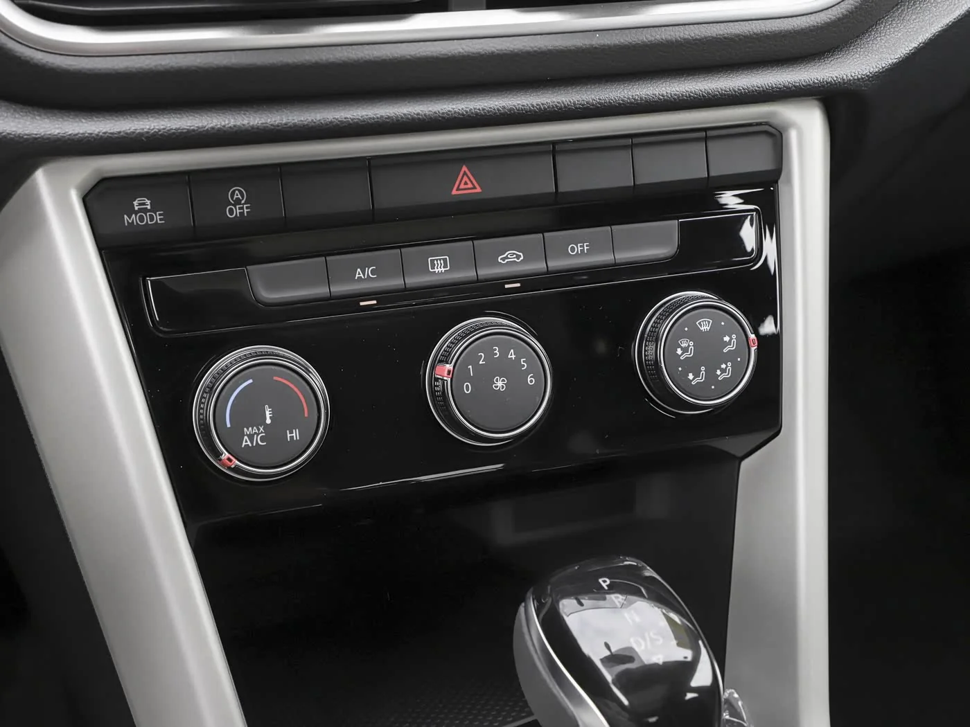 1400x1050_autohomecar__Chto52kVmp6AGhtjADBSAdZi0u0464.jpg