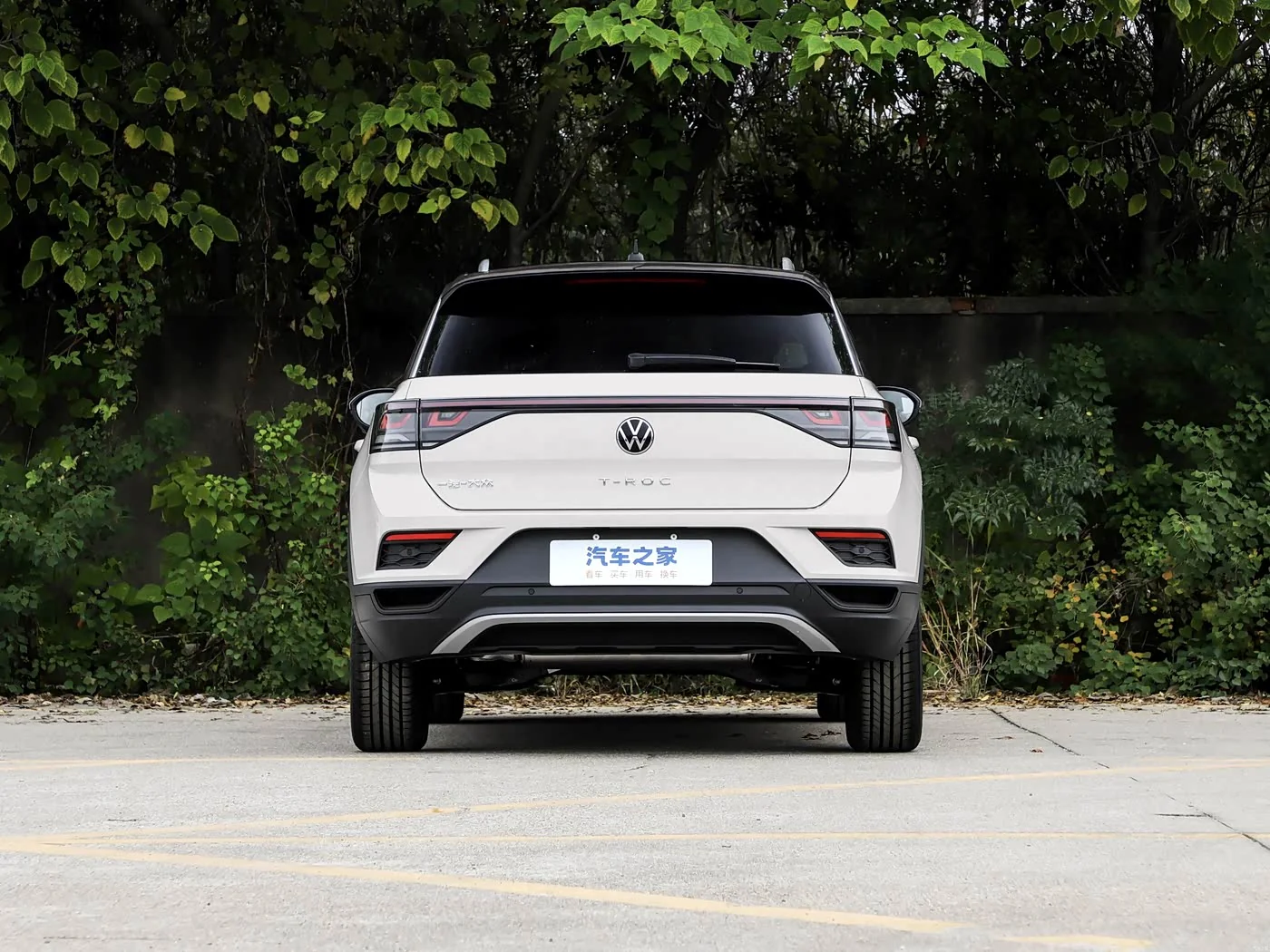1400x1050_autohomecar__Chto52lCur6AUdK-ADdsfKQdjGM949.jpg