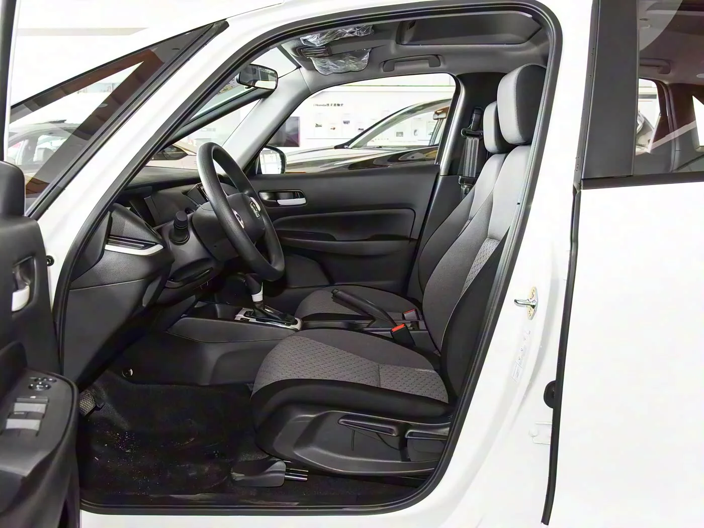 1400x1050_autohomecar__ChwFkGKghb2AeEFUAB0t-hSwi4o971.jpg