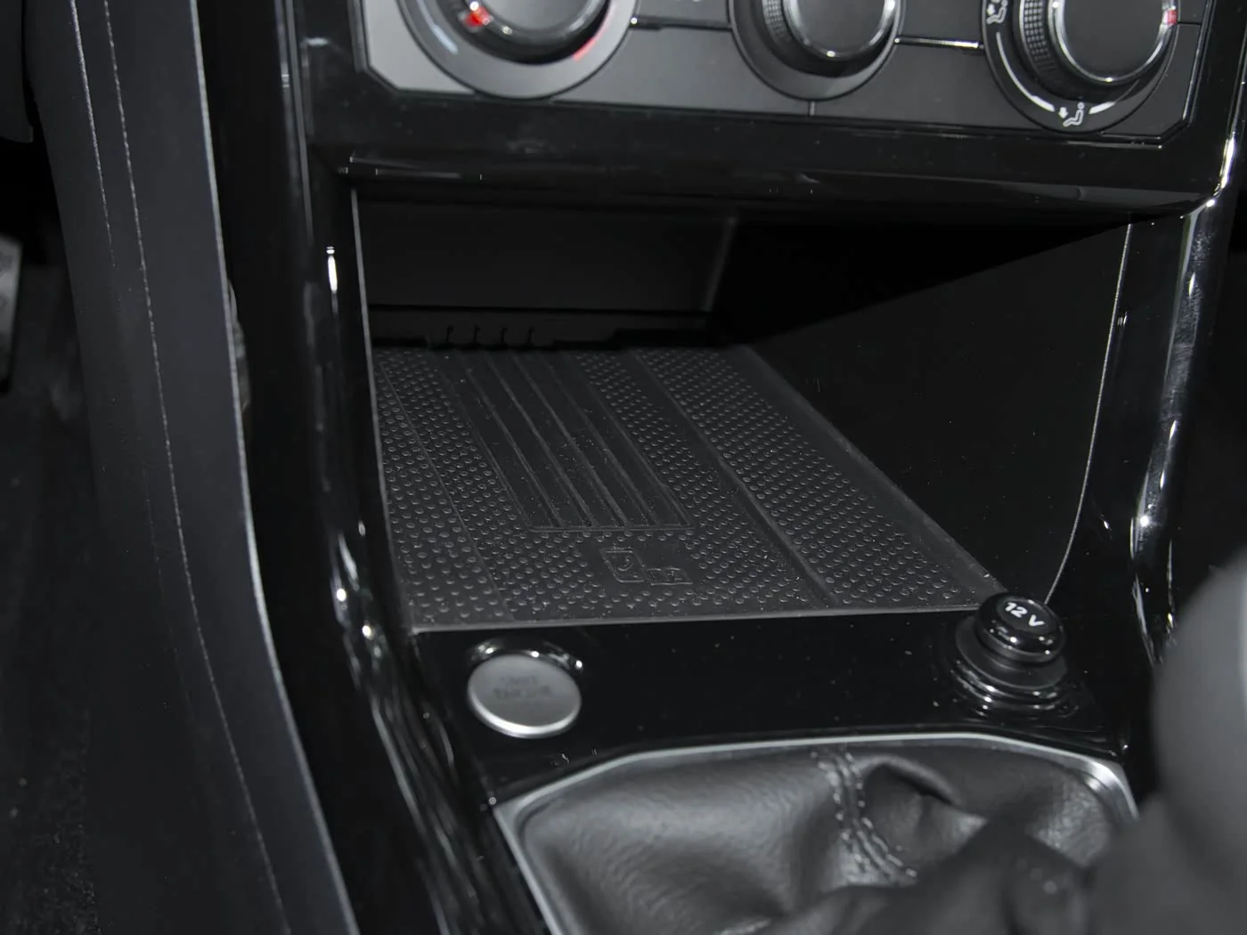 1400x1050_autohomecar__Chtk2WbIWgmAZXSiABnYj9FrP50436.jpg