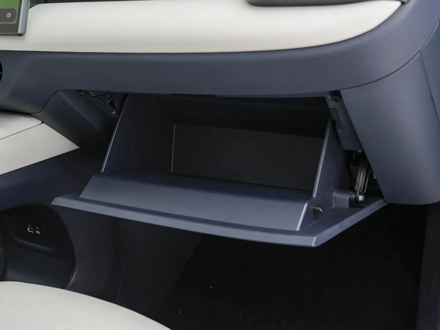 1400x1050_autohomecar__ChtpWGpVzgGAZF1KABviwRUZH90996.jpg