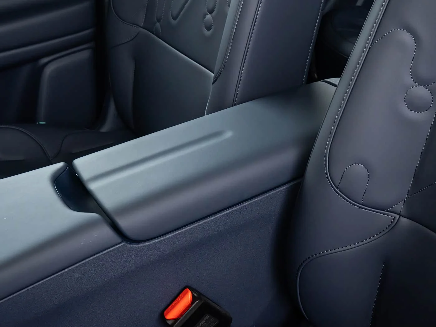 1400x1050_autohomecar__Chto52oEhoOAe-d1ADPJl0YfOyQ715.jpg
