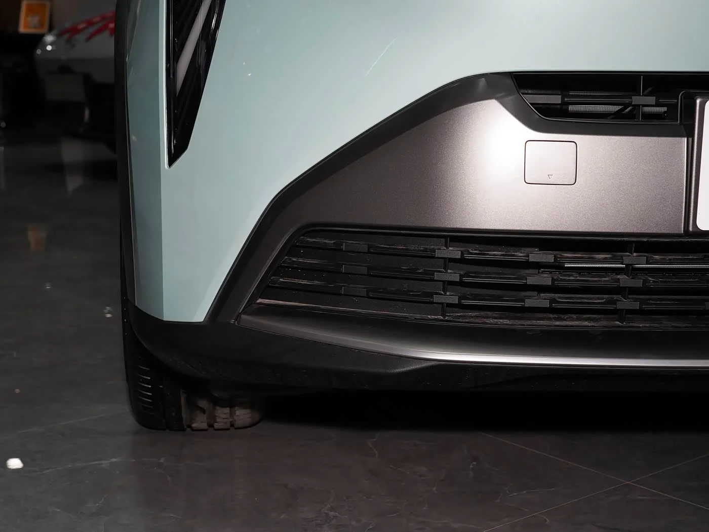 1400x1050_autohomecar__ChwFk2HxB9aAQeFXAD6ffKajqCg528.jpg