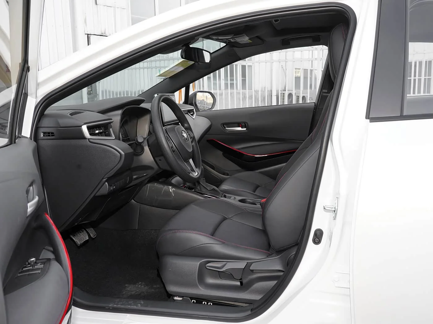 1400x1050_autohomecar__Chxkm2HB8HKABshvACfP-dbzwSI381.jpg