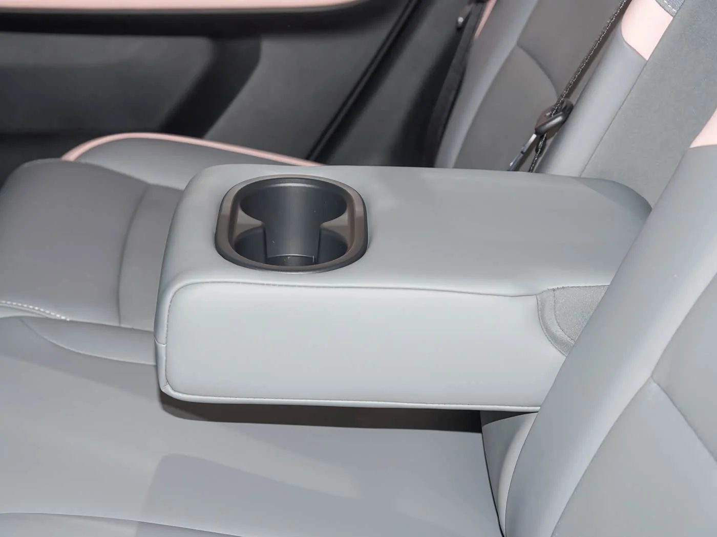 1400x1050_autohomecar__ChxkmmIDRruAMyqaACyhZxwHA-Q485.jpg