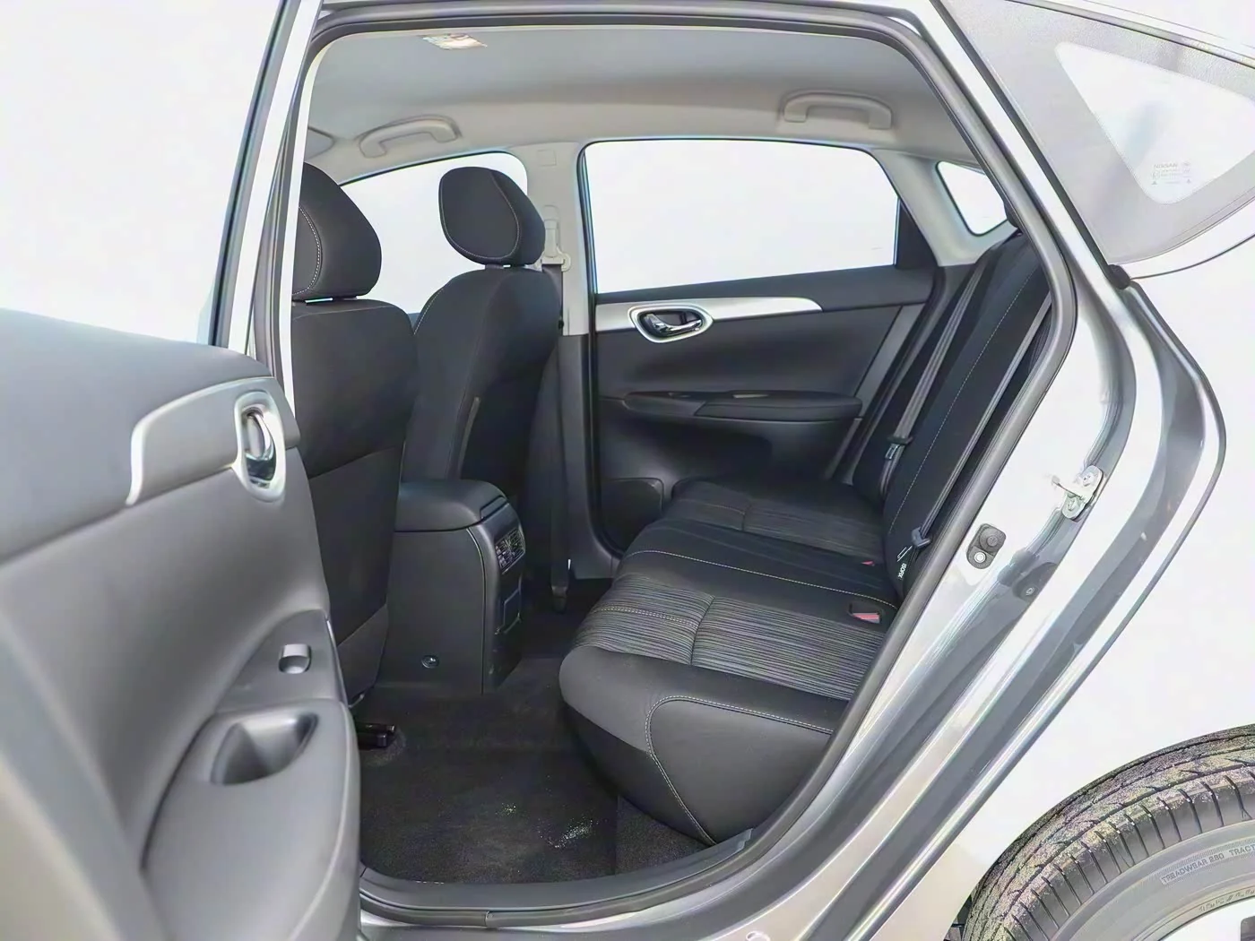 1400x1050_autohomecar__ChsE12FFXYeAU8AxABBV0vM-VL0975.jpg