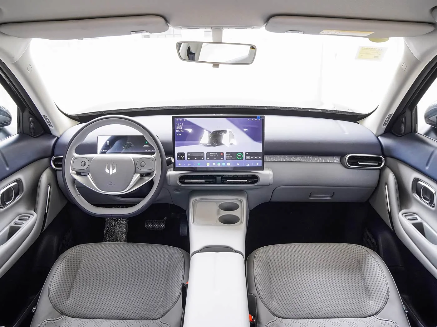 1400x1050_autohomecar__ChxpWGnrkTqASSUnADQZOCgu0x4617.jpg