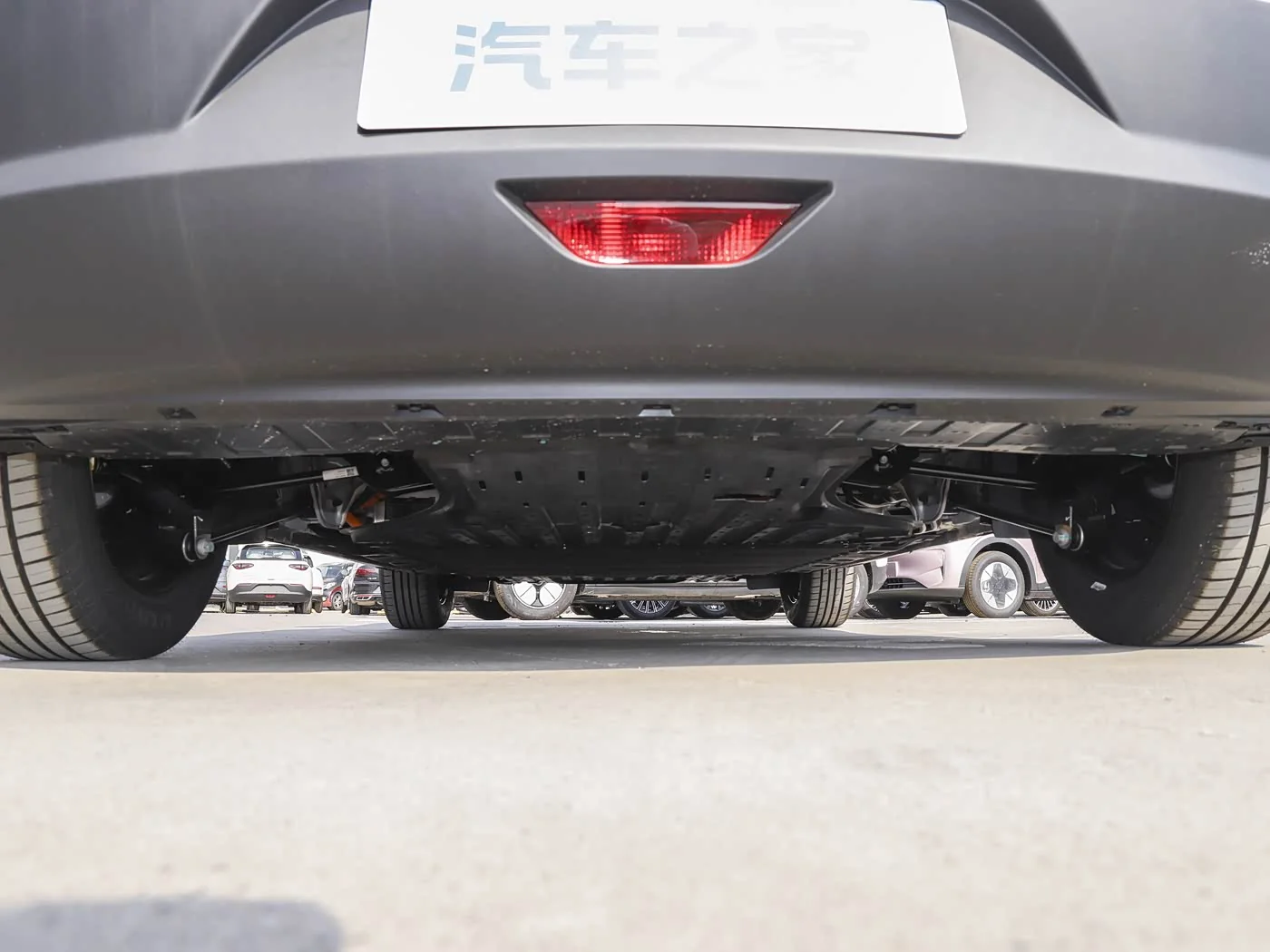 1400x1050_autohomecar__ChxpV2owpduAe2RsAEFm1oZr8KM850.jpg