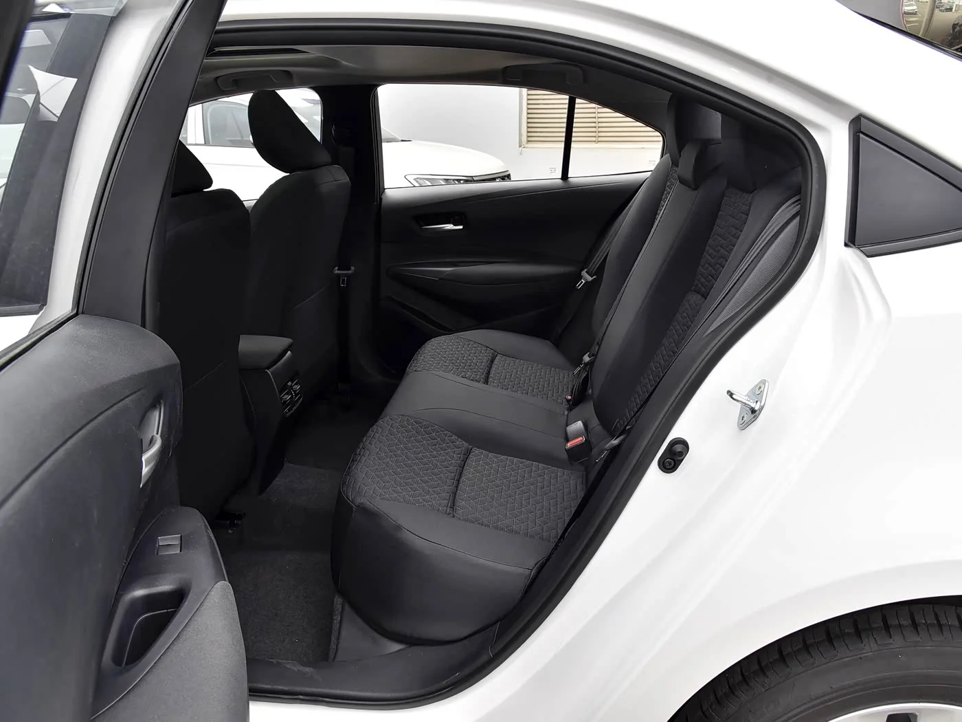1400x1050_autohomecar__CjIFVGSNud6AbMSCAB0Ki-z6Pgk589.jpg