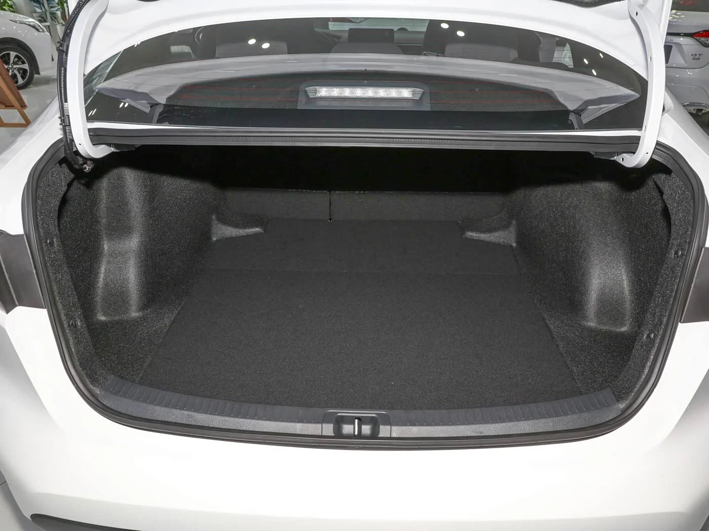 1400x1050_autohomecar__ChxkqWIT2MCAGZ-RABPncGyve6s935.jpg