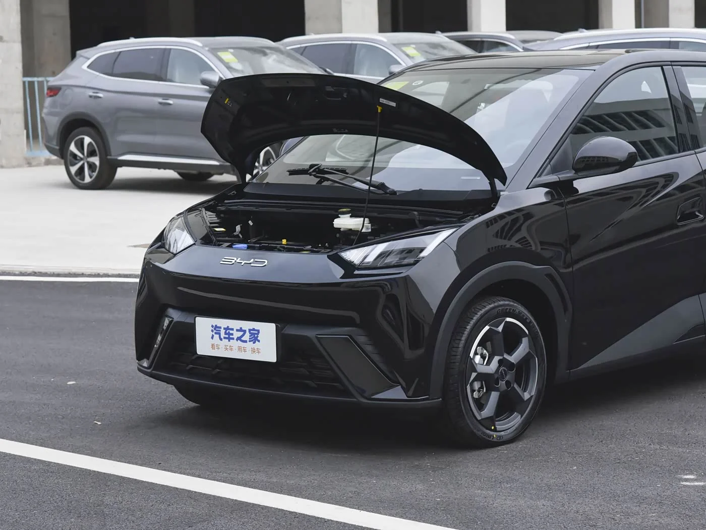 1400x1050_autohomecar__CjIFVGRSaTWAbj3SAA-KCR8yBmA030.jpg