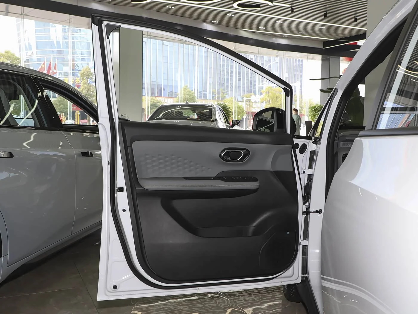1400x1050_autohomecar__ChwFk2HZ4EKAG3zRAA5wa5FBGq0239.jpg