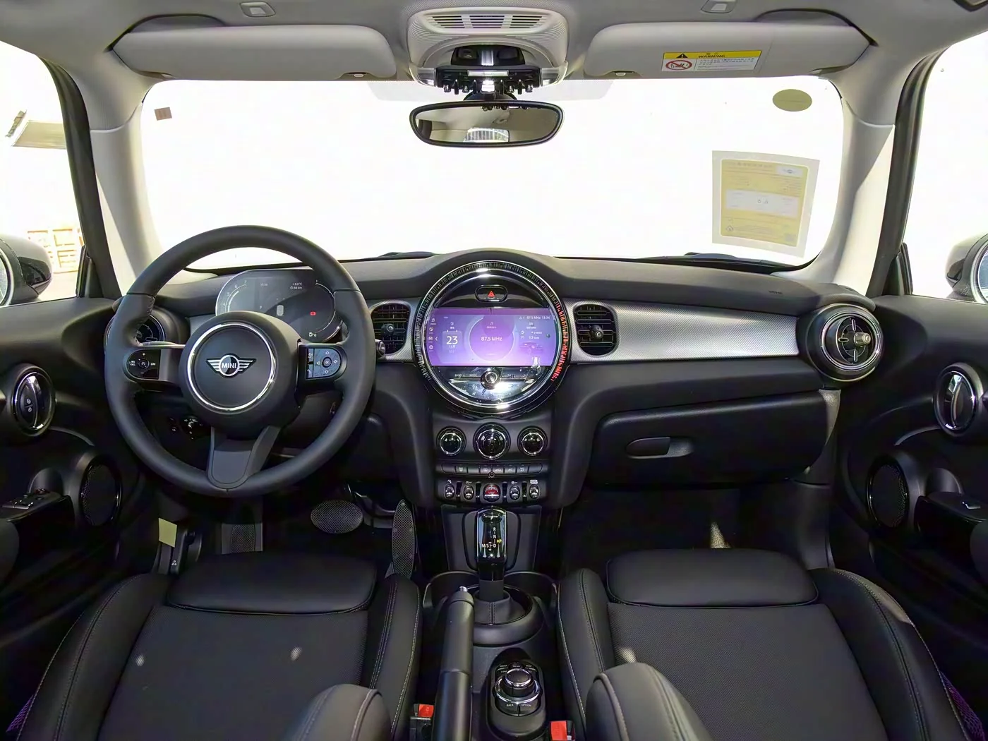 1400x1050_autohomecar__ChxkmmGc5VGAVSbTABEQ2Zr_mGU181.jpg