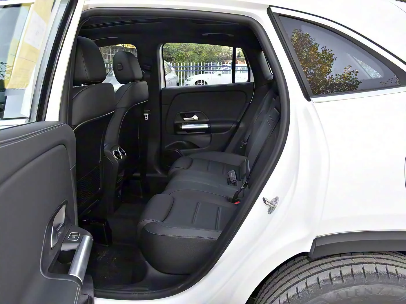 1400x1050_autohomecar__ChxkmmGLtPuAVl95AA9q4p1k1wE219.jpg