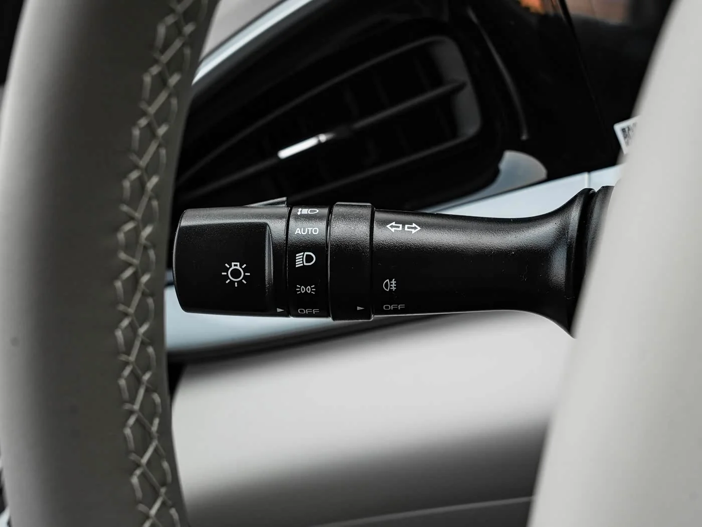 1400x1050_autohomecar__ChxpWGokKEeAUIiTACBVI5o4L9c323.jpg