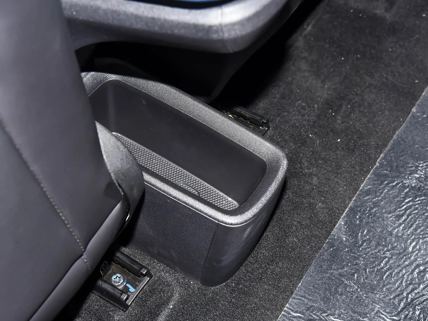1400x1050_autohomecar__CjIFVWR16CqAKaiPAEgREFuTBwI838.jpg