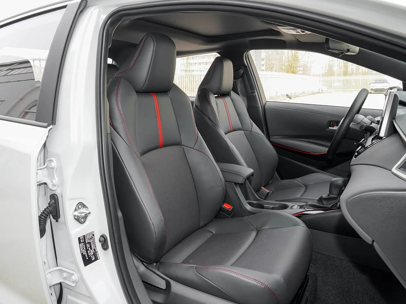 1400x1050_autohomecar__ChwFkmGYxNKASNEmACtRz53c5CA106.jpg