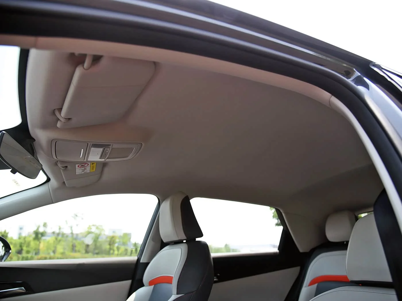 1400x1050_autohomecar__ChwFk2LwT-GAN_iAAA_aHXUuGCk841.jpg