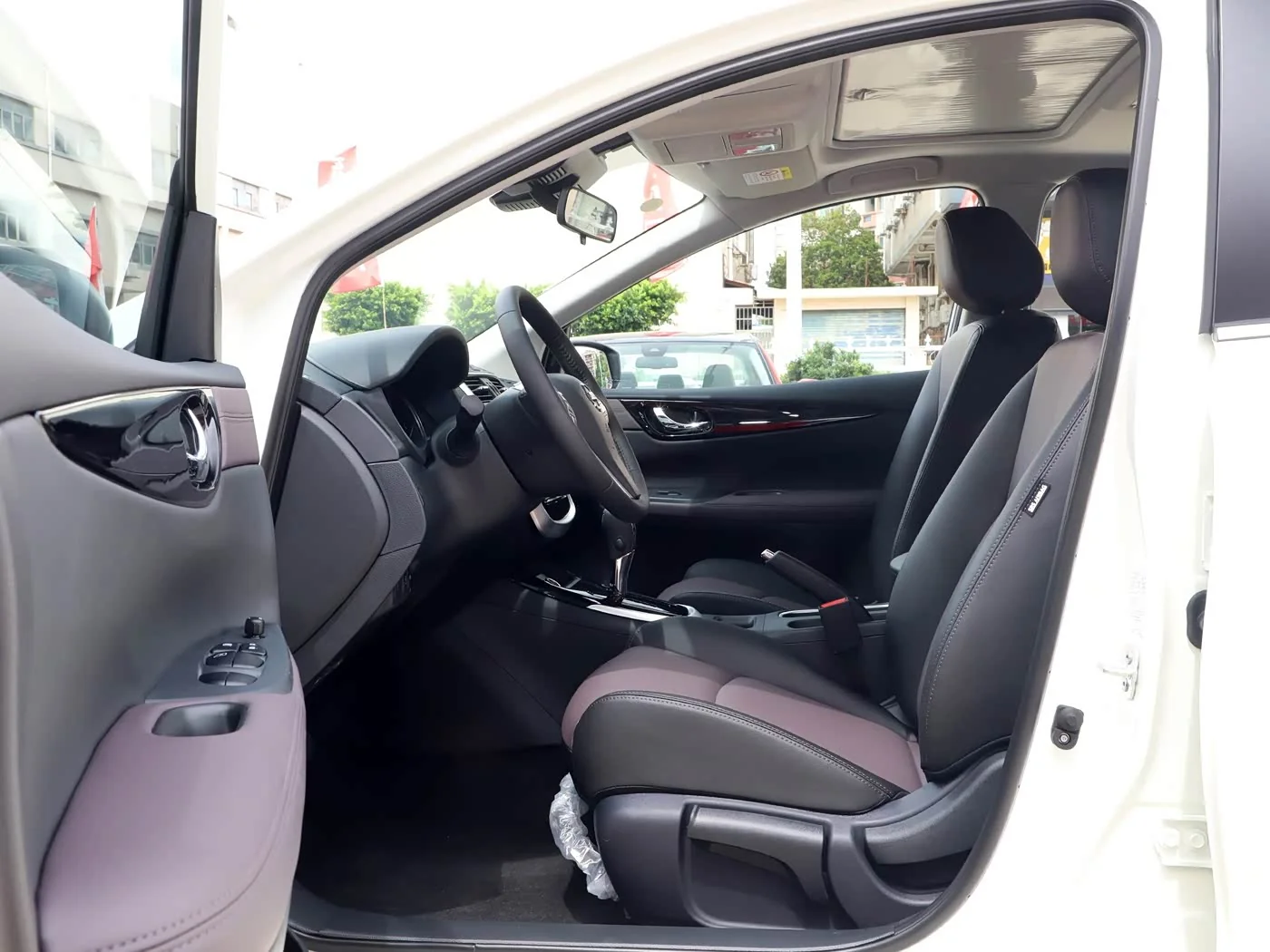 1400x1050_autohomecar__ChsEoF7-_qqAeMtTAAXVdQONwXw357.jpg