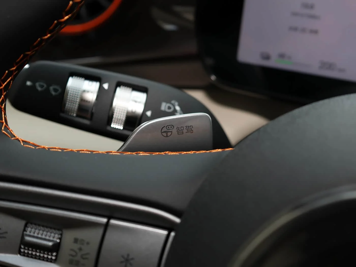 1400x1050_autohomecar__ChtpWGi0aGaAG7ZaAA1iGQkS9Os245.jpg