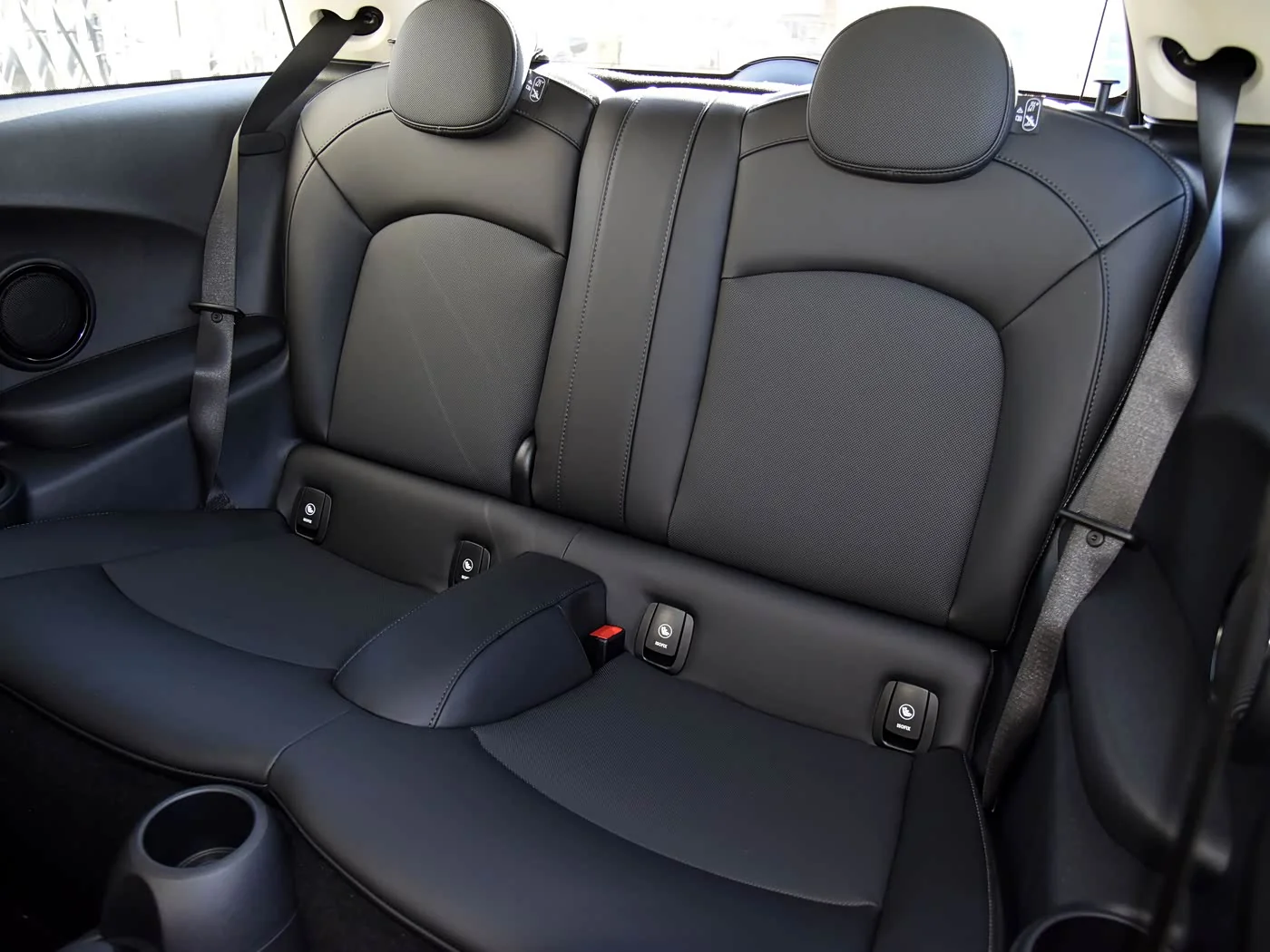 1400x1050_autohomecar__ChxkmmGc5VqAFlWFABJ2b1d4oX4776.jpg