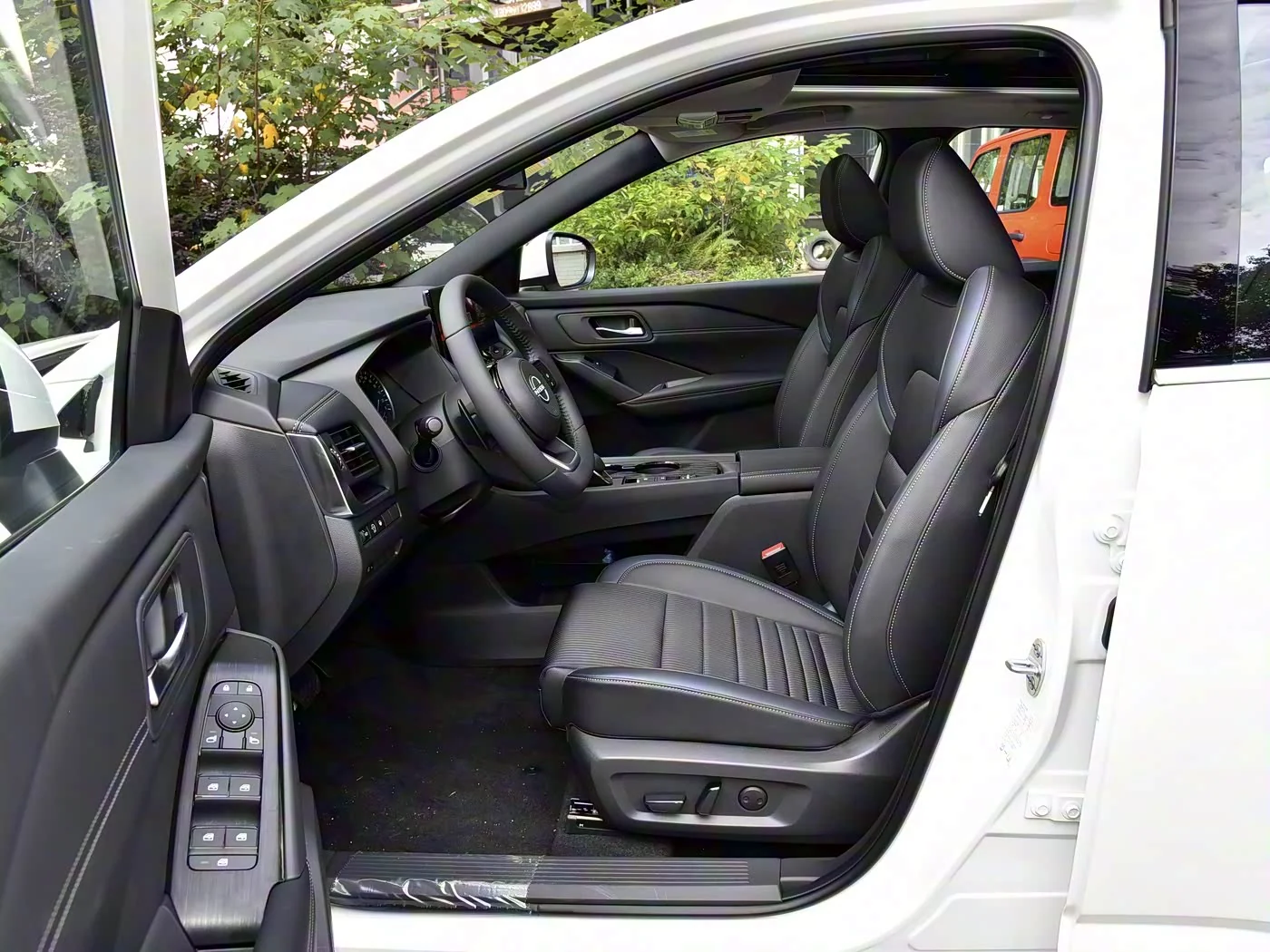 1400x1050_autohomecar__CjIFWGTZetWATnvlACUJfNmhFCA457.jpg