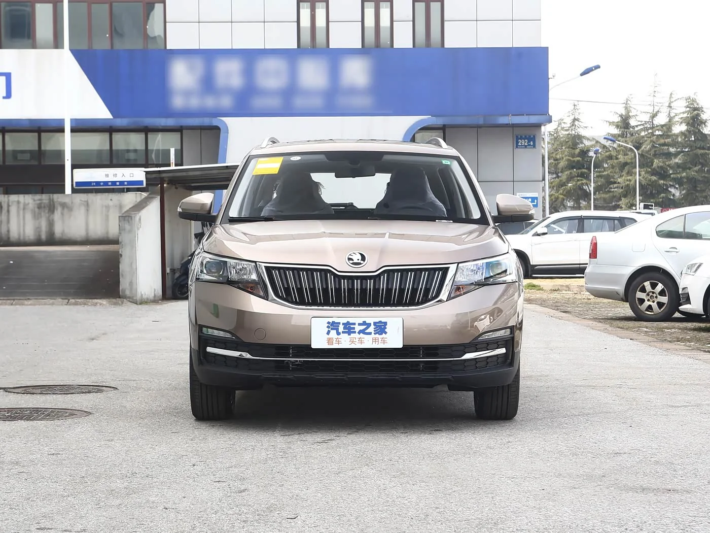 1400x1050_autohomecar__ChxkqWIVy1mAVlwQACc11lf6554412.jpg